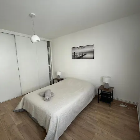 Spacieux Centre Gare Visitation * אנז'ה