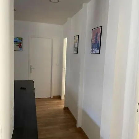 Spacieux Centre Gare Visitation Apartman *