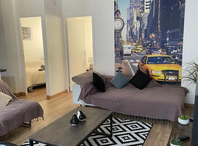 Апартаменты Spacieux Centre Gare Visitation *