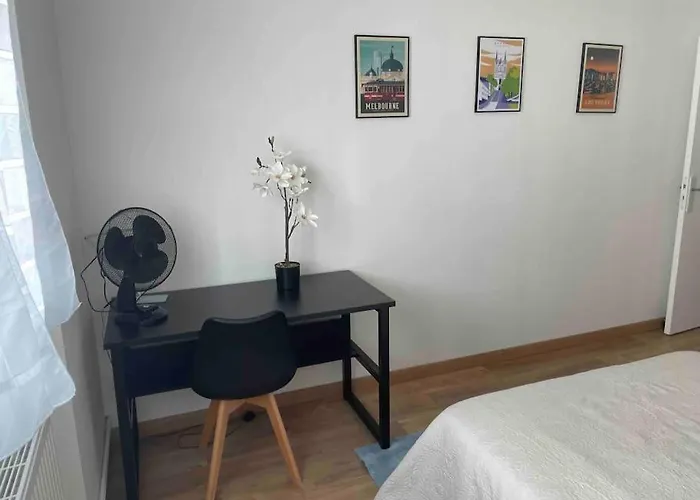 Апартаменты Spacieux Centre Gare Visitation