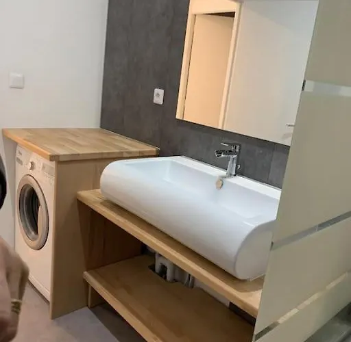 Spacieux Centre Gare Visitation Апартаменты